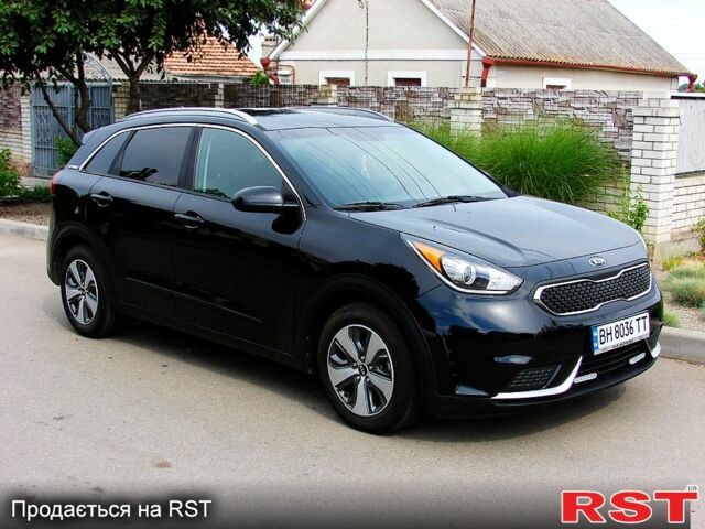 Киа Niro, объемом двигателя 1.6 л и пробегом 136 тыс. км за 16500 $, фото 1 на Automoto.ua
