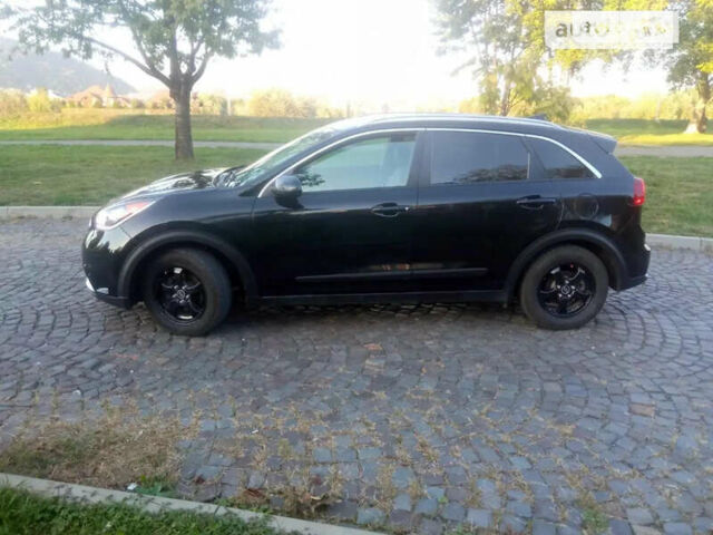 Кіа Niro, об'ємом двигуна 1.58 л та пробігом 144 тис. км за 15750 $, фото 17 на Automoto.ua