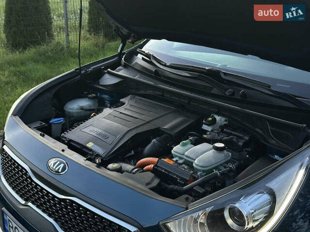 Кіа Niro, об'ємом двигуна 1.58 л та пробігом 135 тис. км за 17000 $, фото 22 на Automoto.ua