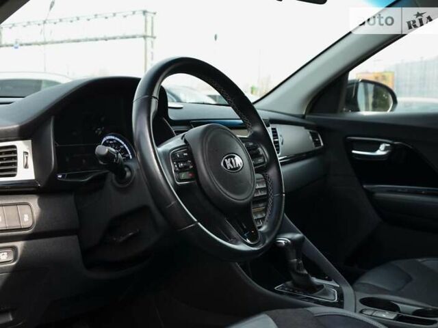 Киа Niro, объемом двигателя 1.59 л и пробегом 184 тыс. км за 16999 $, фото 22 на Automoto.ua