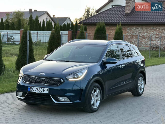 Киа Niro, объемом двигателя 1.58 л и пробегом 135 тыс. км за 17000 $, фото 1 на Automoto.ua
