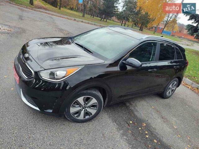 Киа Niro, объемом двигателя 1.58 л и пробегом 58 тыс. км за 12800 $, фото 8 на Automoto.ua