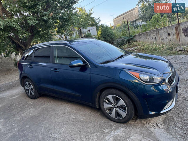 Кіа Niro 2017 у Миколаєві на Automoto.ua Кіа Niro, об'ємом двигуна 1.6 л та пробігом 164 тис. км за 15000 $, фото 4 на Automoto.ua