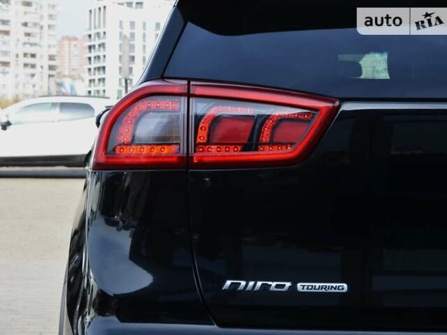 Кіа Niro, об'ємом двигуна 1.59 л та пробігом 184 тис. км за 16999 $, фото 9 на Automoto.ua