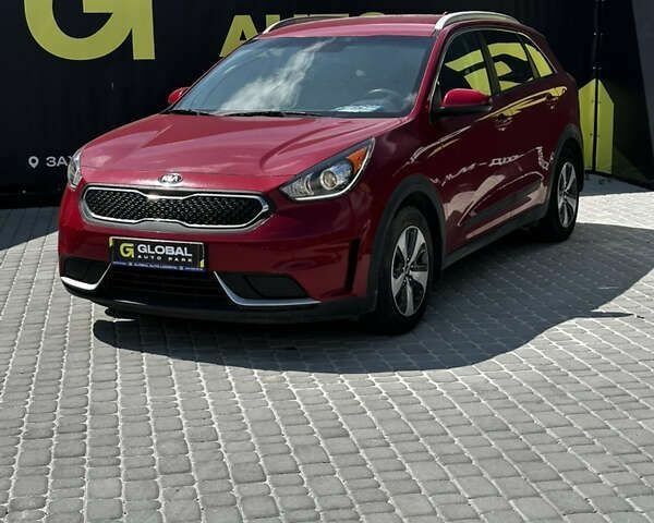 Киа Niro, объемом двигателя 0 л и пробегом 168 тыс. км за 13800 $, фото 1 на Automoto.ua