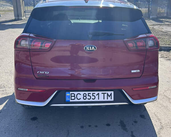 Киа Niro, объемом двигателя 1.58 л и пробегом 81 тыс. км за 15000 $, фото 4 на Automoto.ua