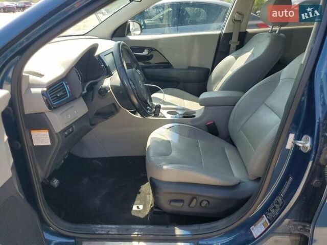 Кіа Niro 2017 у Рівному на Automoto.ua Кіа Niro, об'ємом двигуна 1.6 л та пробігом 170 тис. км за 2100 $, фото 6 на Automoto.ua