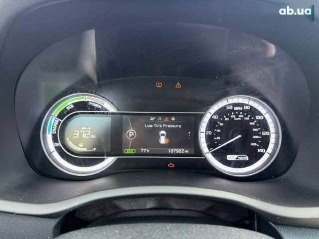 Киа Niro, объемом двигателя 0 л и пробегом 174 тыс. км за 10100 $, фото 12 на Automoto.ua