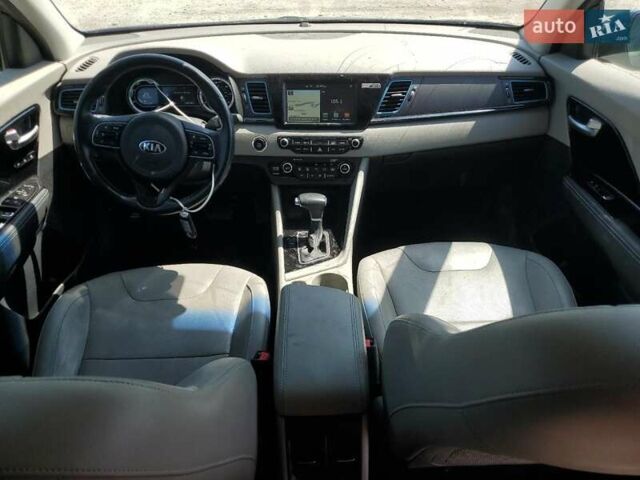 Кіа Niro 2017 у Рівному на Automoto.ua Кіа Niro, об'ємом двигуна 1.6 л та пробігом 170 тис. км за 2100 $, фото 7 на Automoto.ua
