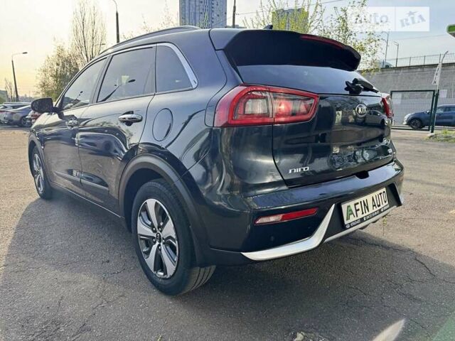 Кіа Niro, об'ємом двигуна 1.6 л та пробігом 112 тис. км за 16500 $, фото 6 на Automoto.ua