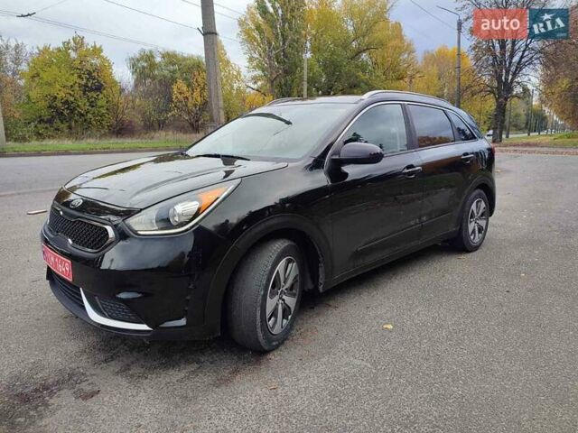 Киа Niro, объемом двигателя 1.58 л и пробегом 58 тыс. км за 12800 $, фото 4 на Automoto.ua