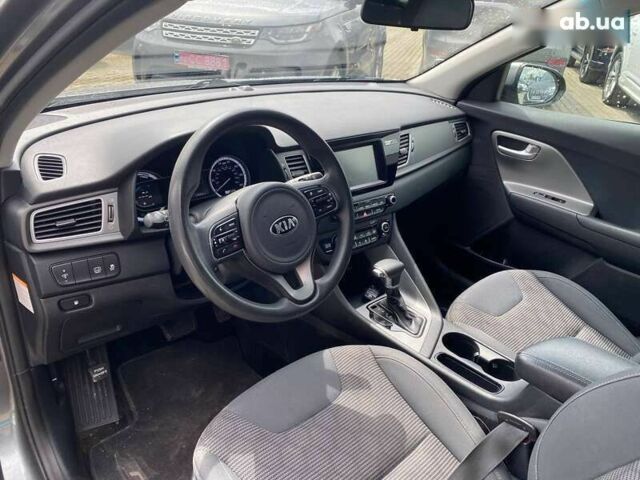 Кіа Niro, об'ємом двигуна 0 л та пробігом 208 тис. км за 15300 $, фото 9 на Automoto.ua