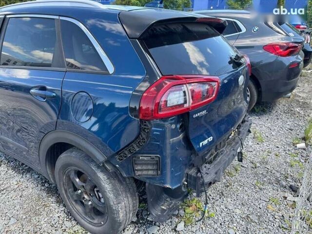 Киа Niro, объемом двигателя 0 л и пробегом 130 тыс. км за 9700 $, фото 2 на Automoto.ua