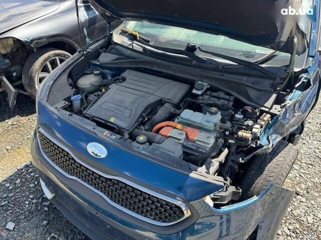 Киа Niro, объемом двигателя 0 л и пробегом 130 тыс. км за 9700 $, фото 12 на Automoto.ua