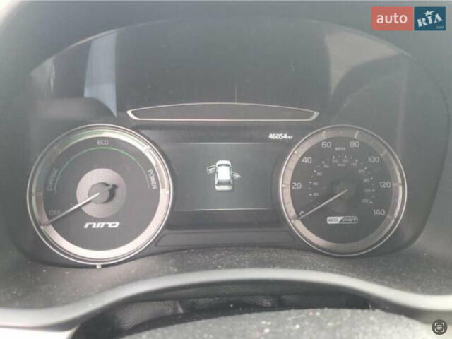 Киа Niro, объемом двигателя 0 л и пробегом 74 тыс. км за 8900 $, фото 8 на Automoto.ua