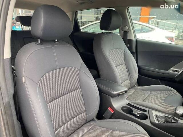 Кіа Niro, об'ємом двигуна 0 л та пробігом 208 тис. км за 15300 $, фото 23 на Automoto.ua