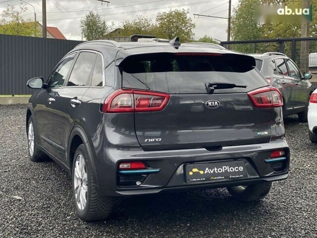 Киа Niro 2019 в Луцке на Automoto.ua Киа Niro, объемом двигателя 0 л и пробегом 119 тыс. км за 17950 $, фото 23 на Automoto.ua