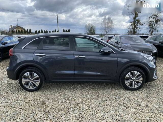 Киа Niro, объемом двигателя 0 л и пробегом 108 тыс. км за 18600 $, фото 17 на Automoto.ua