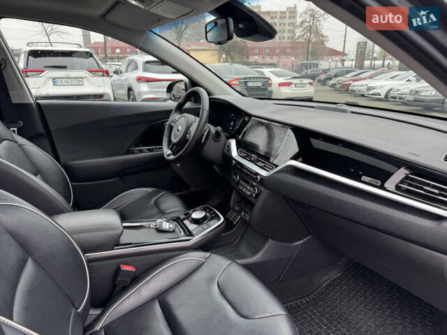 Киа Niro, объемом двигателя 0 л и пробегом 162 тыс. км за 16700 $, фото 7 на Automoto.ua