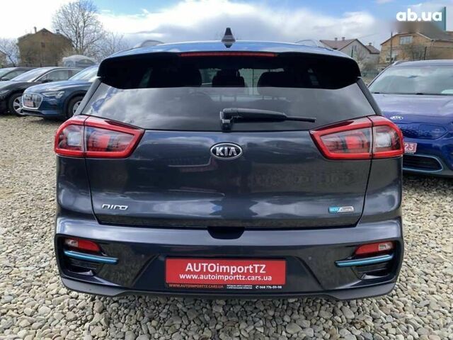 Киа Niro, объемом двигателя 0 л и пробегом 108 тыс. км за 18600 $, фото 15 на Automoto.ua