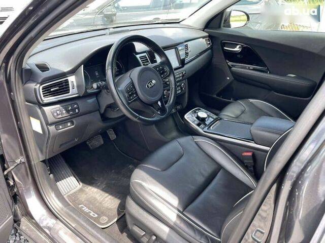 Киа Niro, объемом двигателя 0 л и пробегом 122 тыс. км за 18200 $, фото 26 на Automoto.ua