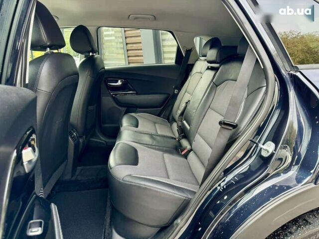 Киа Niro, объемом двигателя 0 л и пробегом 146 тыс. км за 14500 $, фото 17 на Automoto.ua