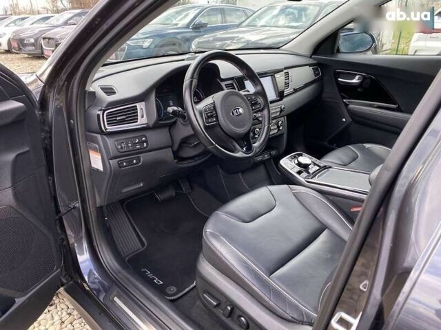 Киа Niro, объемом двигателя 0 л и пробегом 108 тыс. км за 18600 $, фото 23 на Automoto.ua