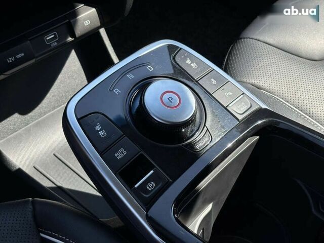 Киа Niro, объемом двигателя 0 л и пробегом 207 тыс. км за 16900 $, фото 12 на Automoto.ua