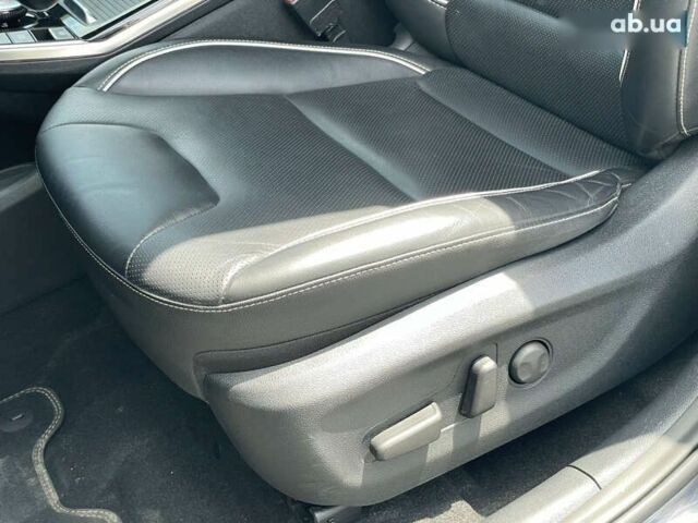 Киа Niro, объемом двигателя 0 л и пробегом 122 тыс. км за 18200 $, фото 28 на Automoto.ua