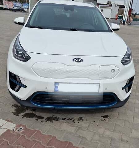 Киа Niro, объемом двигателя 0 л и пробегом 72 тыс. км за 23000 $, фото 6 на Automoto.ua