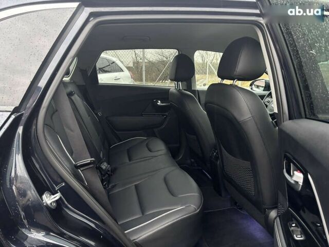 Киа Niro, объемом двигателя 0 л и пробегом 106 тыс. км за 17850 $, фото 13 на Automoto.ua