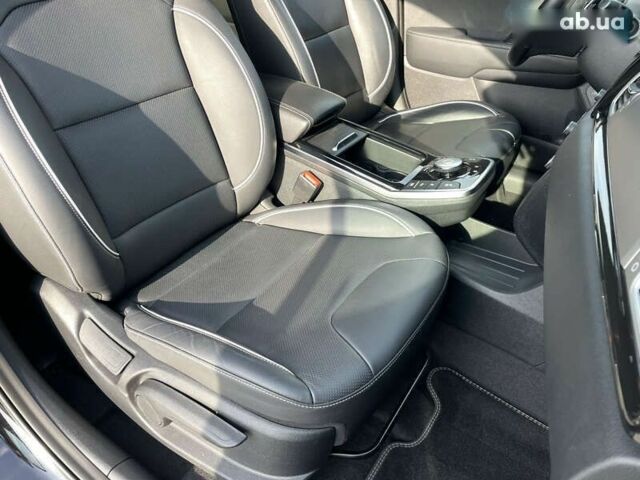 Киа Niro, объемом двигателя 0 л и пробегом 136 тыс. км за 17400 $, фото 26 на Automoto.ua