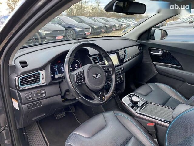 Киа Niro, объемом двигателя 0 л и пробегом 79 тыс. км за 18200 $, фото 28 на Automoto.ua