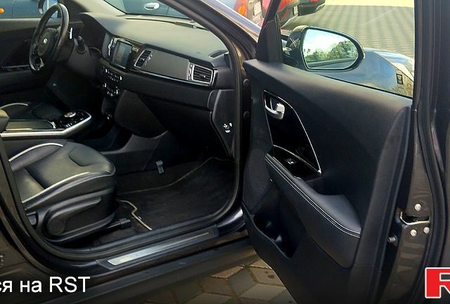 Кіа Niro 2019 у Одесі на Automoto.ua Кіа Niro, об'ємом двигуна 0.15 л та пробігом 140 тис. км за 18000 $, фото 4 на Automoto.ua