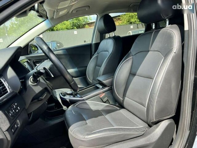 Кіа Niro, об'ємом двигуна 0 л та пробігом 112 тис. км за 17715 $, фото 27 на Automoto.ua