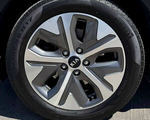 Киа Niro, объемом двигателя 0 л и пробегом 114 тыс. км за 17750 $, фото 15 на Automoto.ua