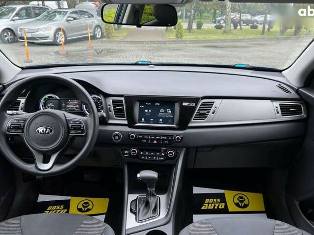 Киа Niro 2019 в Львове на Automoto.ua Киа Niro, объемом двигателя 0 л и пробегом 91 тыс. км за 17999 $, фото 10 на Automoto.ua