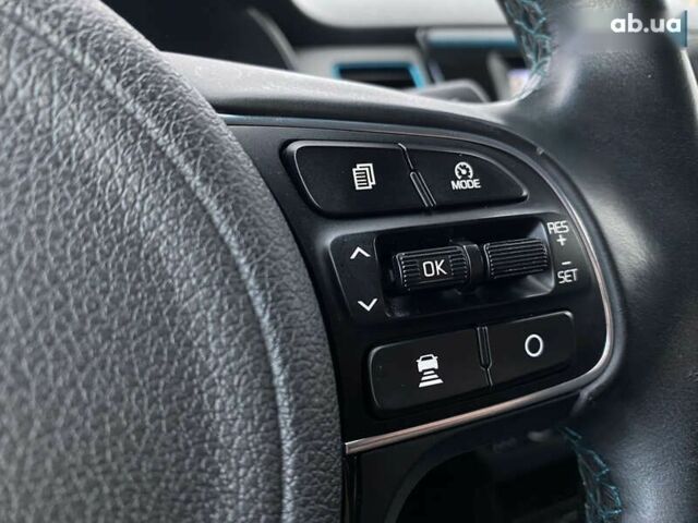 Киа Niro, объемом двигателя 0 л и пробегом 79 тыс. км за 18200 $, фото 6 на Automoto.ua