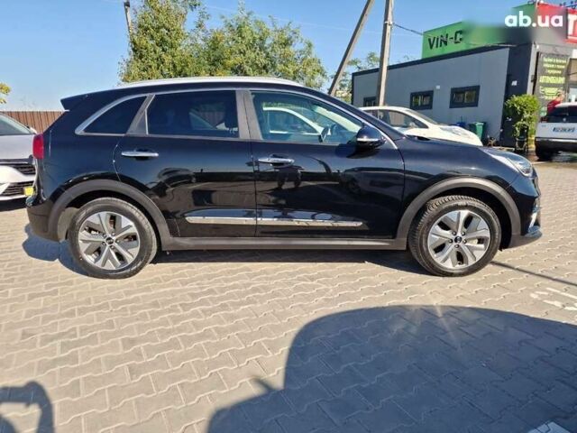Киа Niro, объемом двигателя 0 л и пробегом 120 тыс. км за 18600 $, фото 8 на Automoto.ua