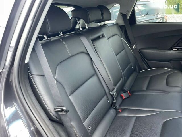 Киа Niro, объемом двигателя 0 л и пробегом 122 тыс. км за 18200 $, фото 14 на Automoto.ua