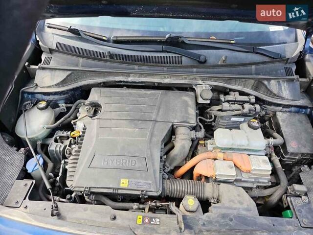 Киа Niro, объемом двигателя 1.58 л и пробегом 161 тыс. км за 12400 $, фото 4 на Automoto.ua