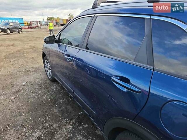 Киа Niro, объемом двигателя 1.58 л и пробегом 161 тыс. км за 12400 $, фото 3 на Automoto.ua