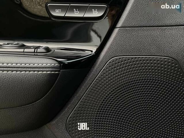 Киа Niro, объемом двигателя 0 л и пробегом 89 тыс. км за 19400 $, фото 3 на Automoto.ua