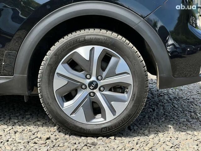 Киа Niro, объемом двигателя 0 л и пробегом 112 тыс. км за 17715 $, фото 19 на Automoto.ua