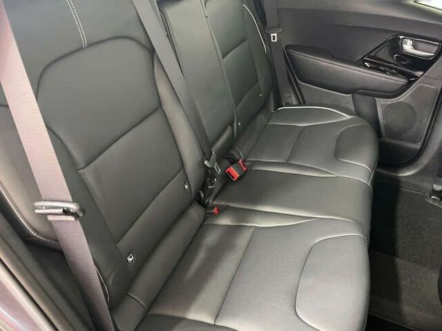 Киа Niro 2019 в Львове на Automoto.ua Киа Niro, объемом двигателя 0 л и пробегом 87 тыс. км за 18950 $, фото 7 на Automoto.ua