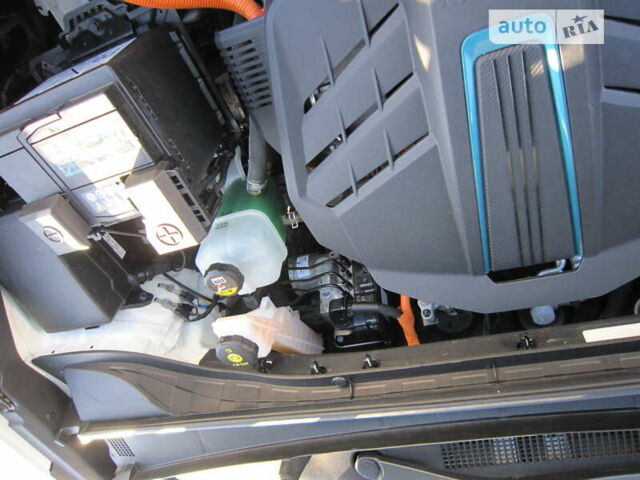 Кіа Niro, об'ємом двигуна 0 л та пробігом 111 тис. км за 24490 $, фото 25 на Automoto.ua