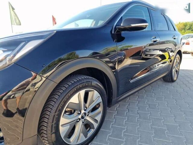Киа Niro, объемом двигателя 0 л и пробегом 120 тыс. км за 18600 $, фото 2 на Automoto.ua