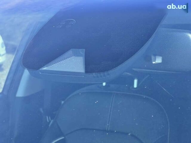 Кіа Niro, об'ємом двигуна 0 л та пробігом 112 тис. км за 17715 $, фото 14 на Automoto.ua