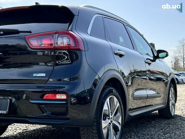 Киа Niro, объемом двигателя 0 л и пробегом 112 тыс. км за 17715 $, фото 11 на Automoto.ua