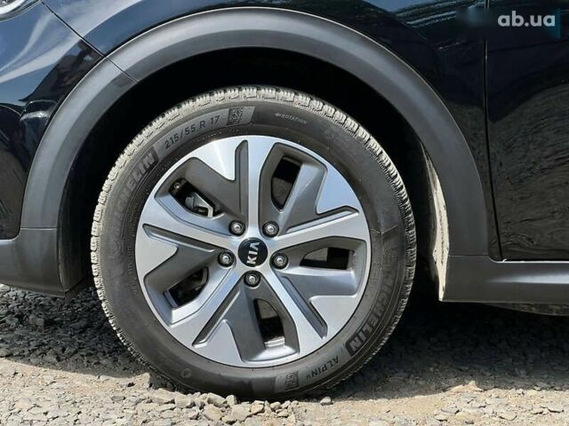 Киа Niro, объемом двигателя 0 л и пробегом 112 тыс. км за 17715 $, фото 18 на Automoto.ua